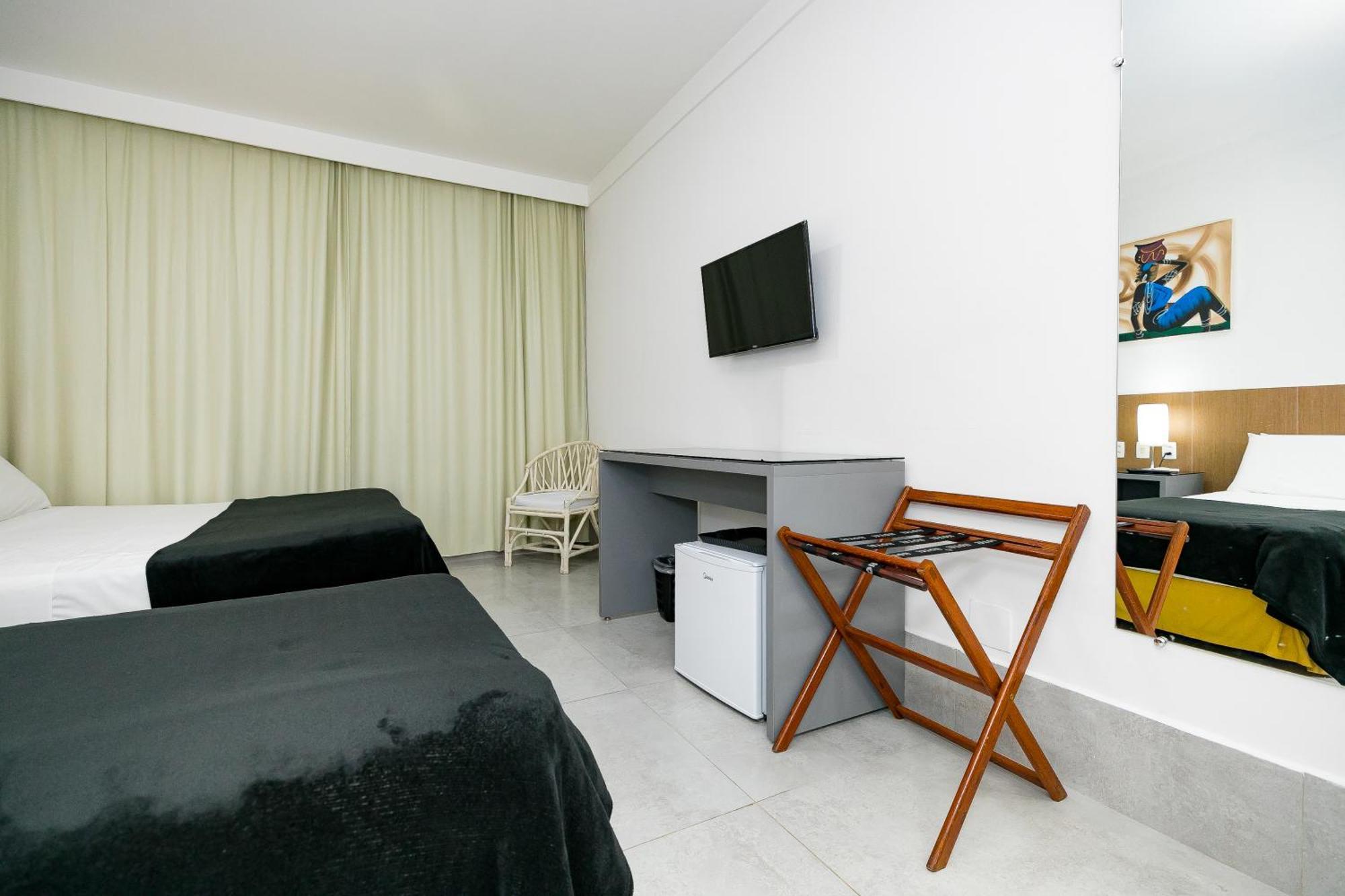 Yak Beach Hotel Натал Екстериор снимка